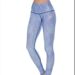 Teeki leggings